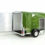 Debon Kofferanhänger Cargo 1300 Vollpoly 150x290cm H:160cm|Tür|olivgrün-Neu