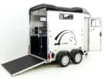 Cheval Liberte Pferdeanhänger Touring Country|Sattelkammer|Frontausstieg|schwarz-Neu